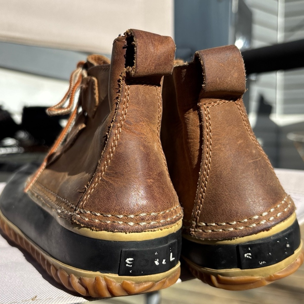 SOREL Women’s Out 'n About Duck Boots Navy/Tan Size 9 Waterproof Lace Up Low Top - Picture 5 of 8